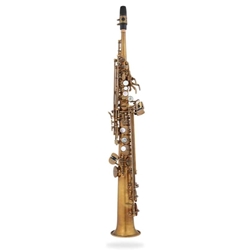 Eastman ESS652RL Saxophone • 52nd St. Bb Soprano Saxophone
• High F# key, aged unlacquered body and keys
• Straight one-piece body
• Rolled-style tone holes, special 52nd St. engraving
• Deluxe case w/storage pockets and backpack straps